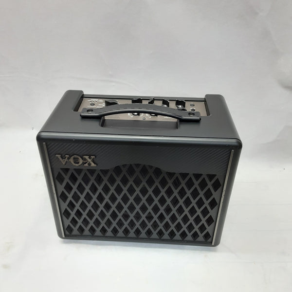Vox - Electric Guitar Amplifier - VX11 - Second Hand
