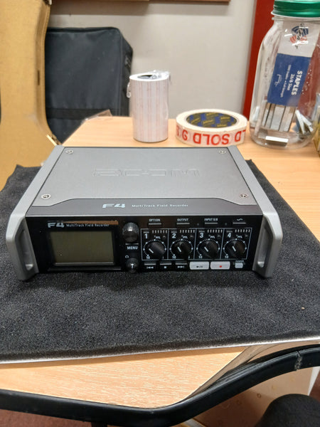 ZOOM - F4 MultiTrack Field Recorder - Second Hand
