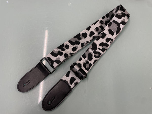 Best Guitars - Jacquard Strap - Silver Cheetah