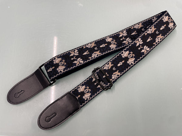 Best Guitars - Jacquard Strap - Raisin Heart