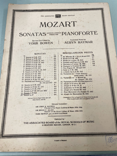Mozart - Sonata in Bb for Piano - Second Hand