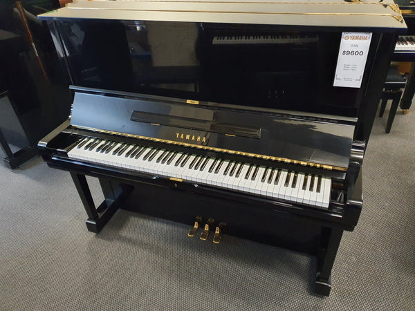 Yamaha - U3H Upright Piano  '76