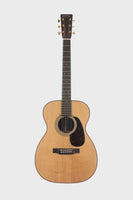 Martin -  00-28 Modern Deluxe Acoustic Guitar - With Case